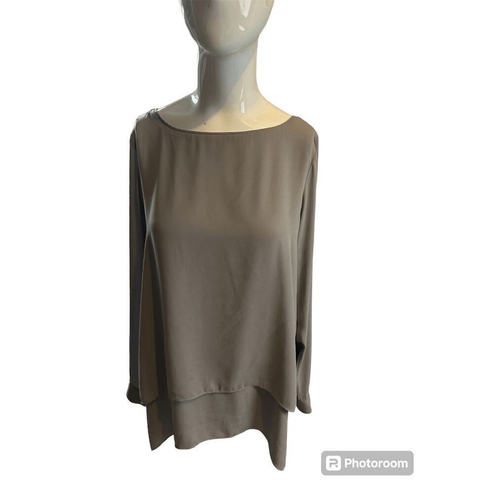 White House Black Market Women’s Top Sz 6 Layered and Cross Over on Back Beige/